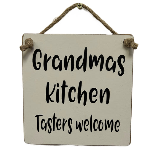 Grandma's kitchen. Tatsers welcome